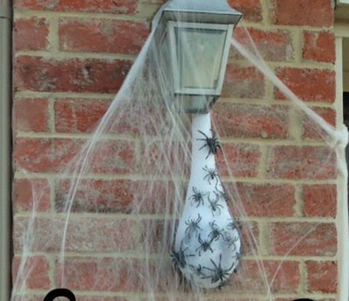 Yikes! Make your guests flinch with this alarmingly bulbous spider egg sac.