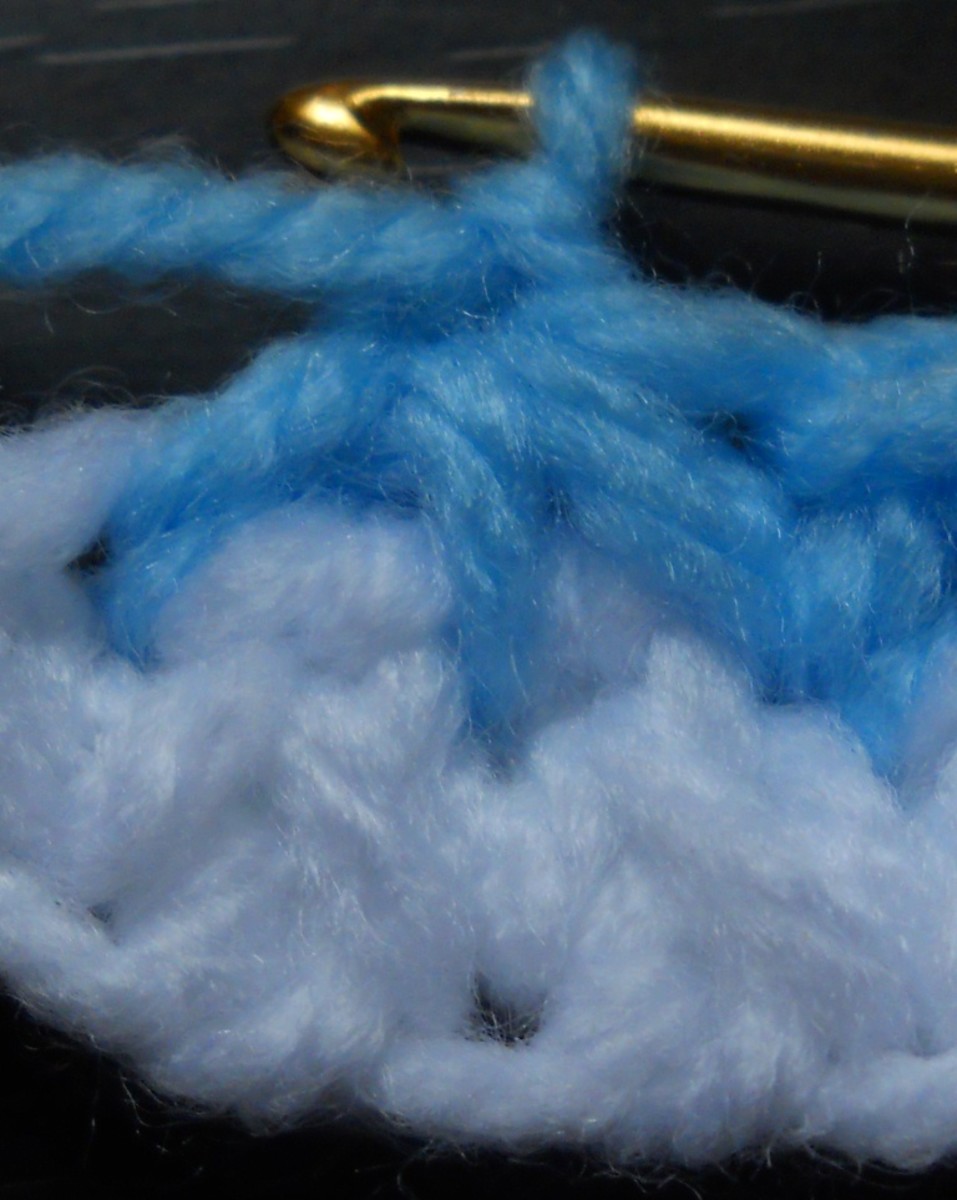 Y o, draw through all 4 loops on hook, ch 1. 2psdec just finished. Y o, draw through all 4 loops on hook, ch 1. 2psdec just finished.
