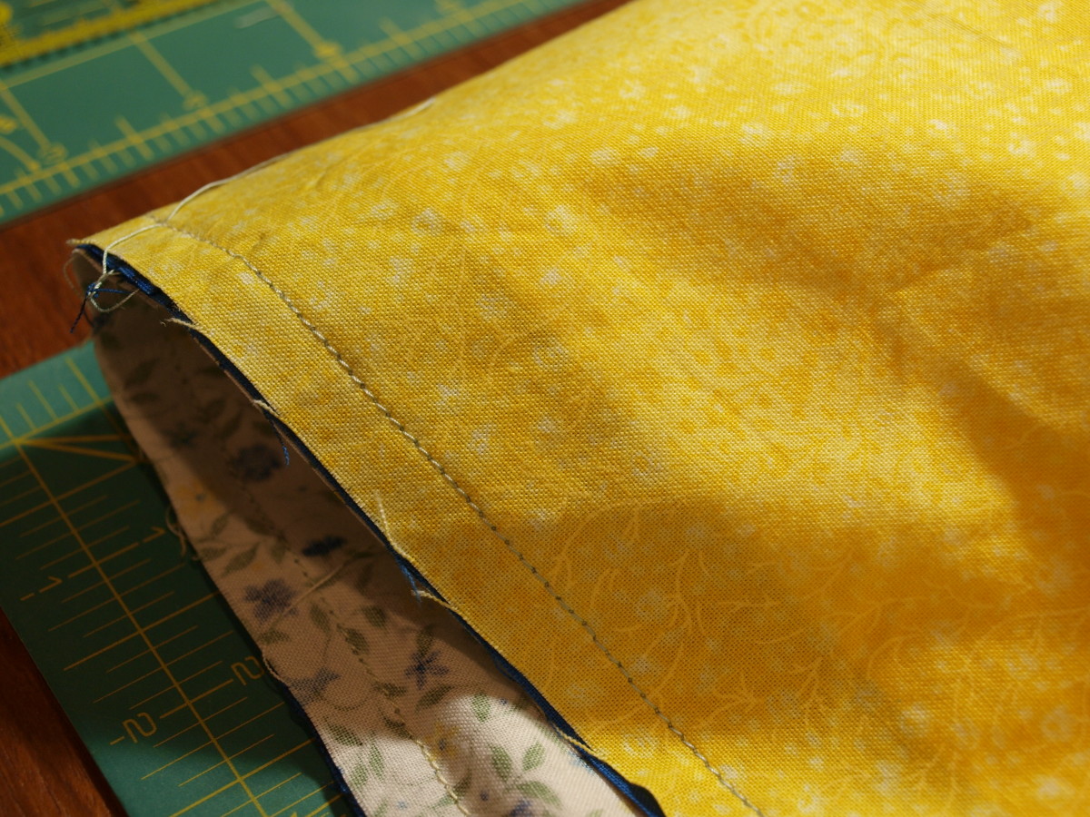 4. Sew the border to the body of the pillowcase.