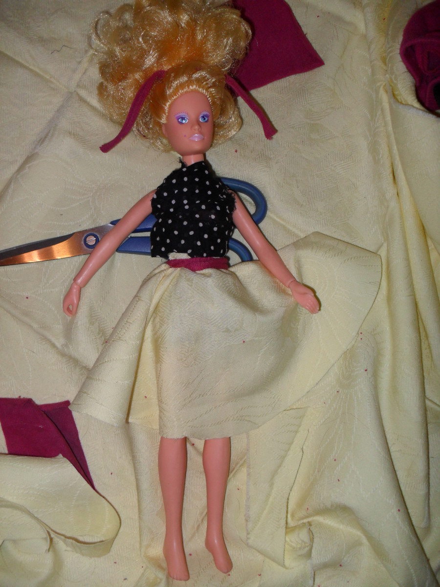 3 DIY NO SEW NO GLUE Doll Dresses, How to Make Barbie Dress Easy