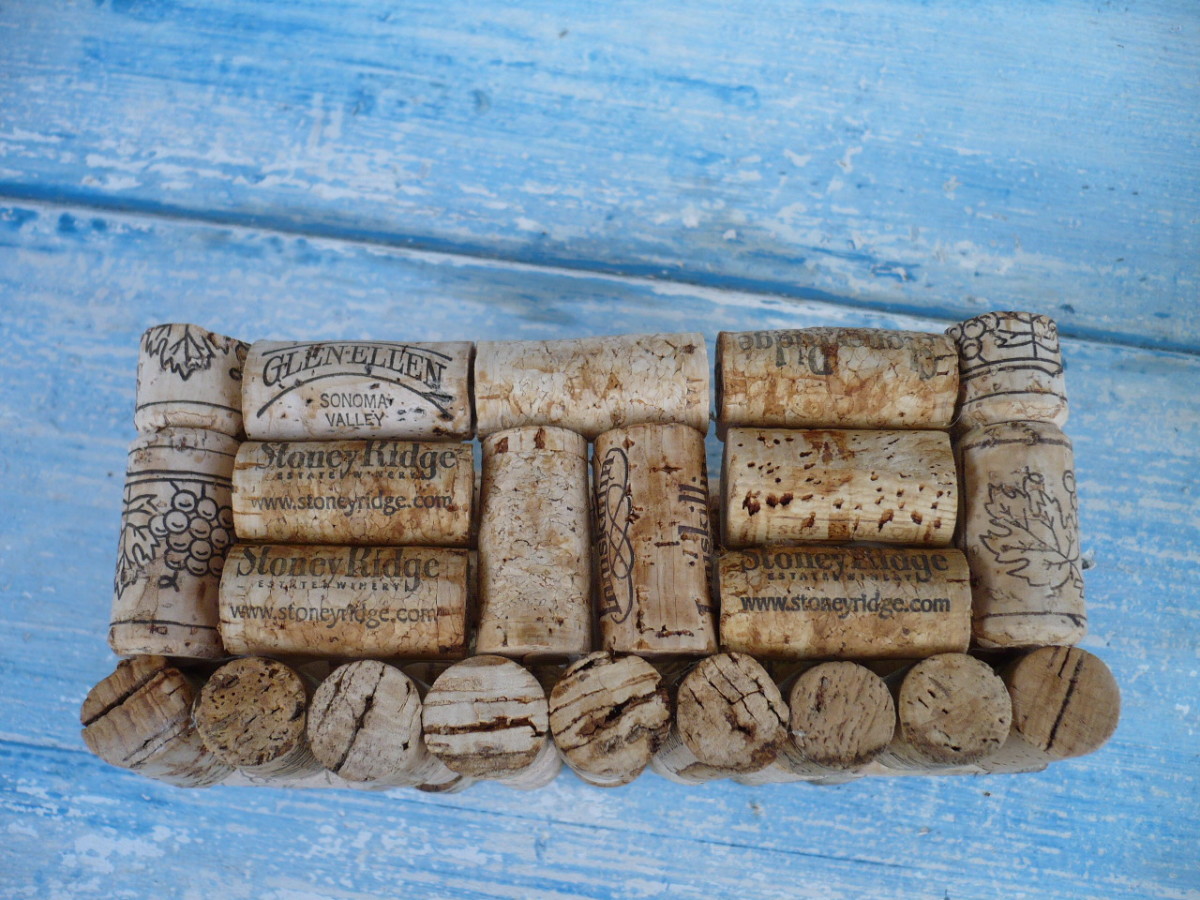 Step: 3 Side Picture of Cork Container