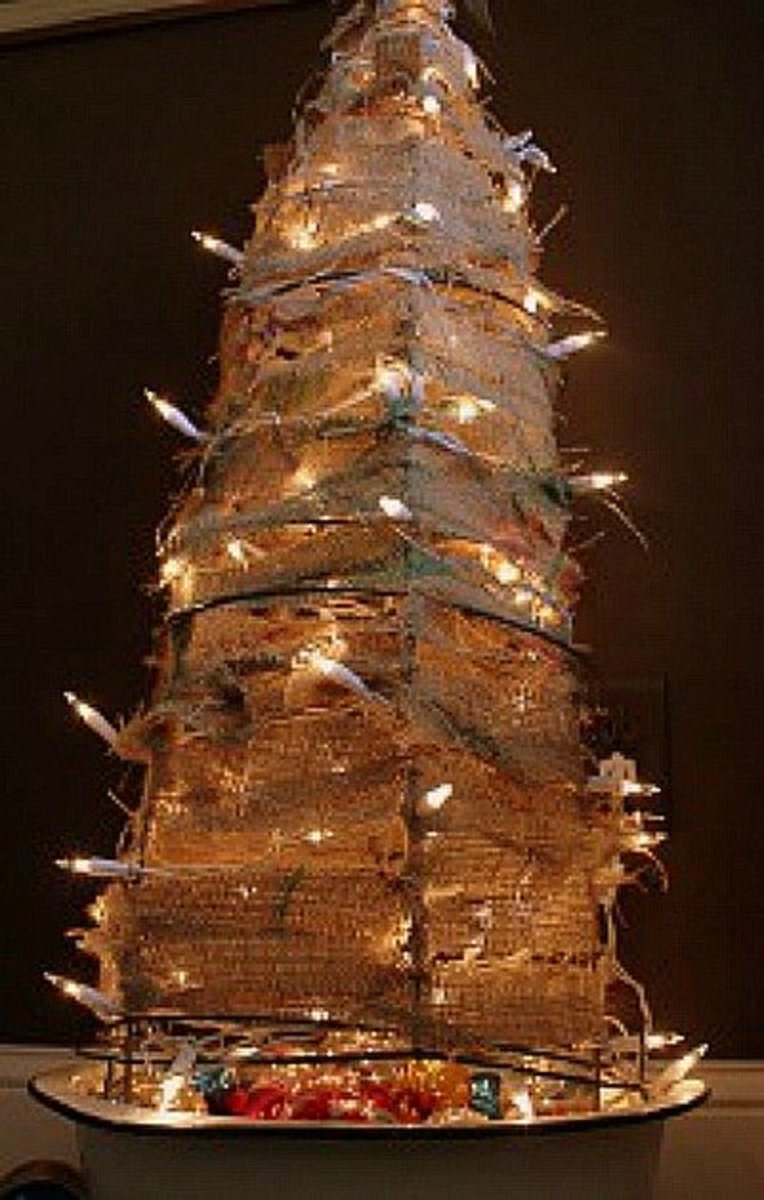 66 Rustic Christmas Crafts - FeltMagnet