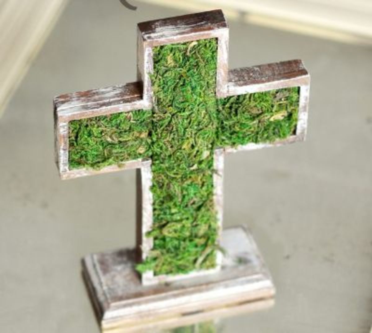 Easy Projects Using Moss - Canary Street Crafts