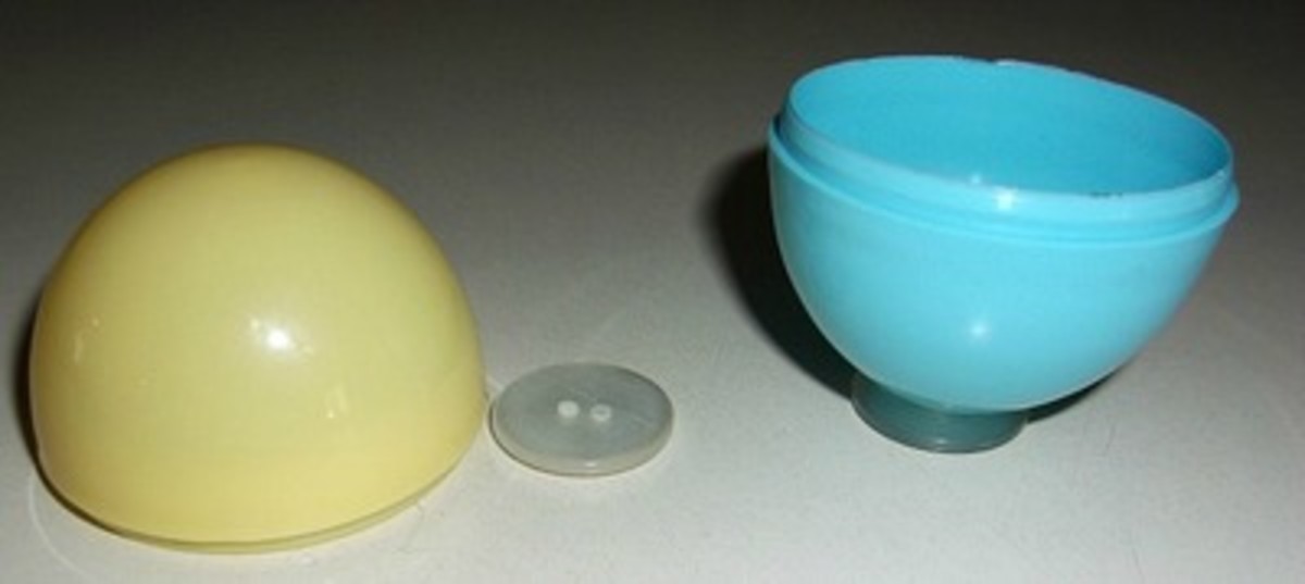 making-teacups-and-hats-using-plastic-eggs