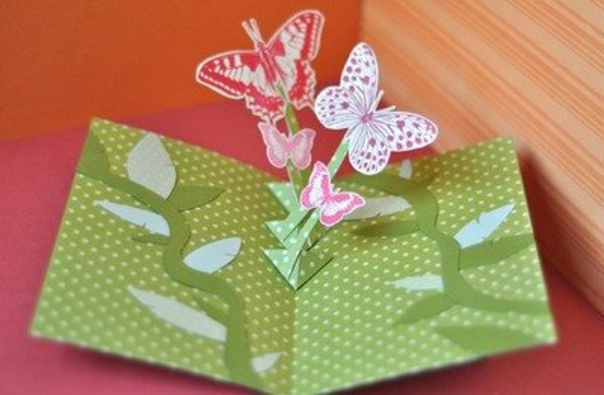 Moving stem and flower card