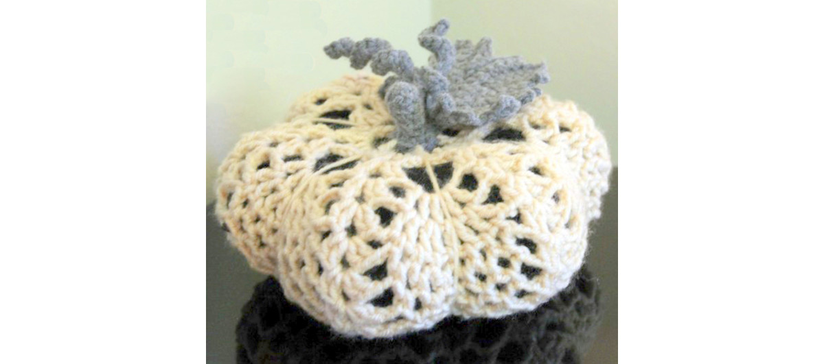 Doily pumpkin crochet