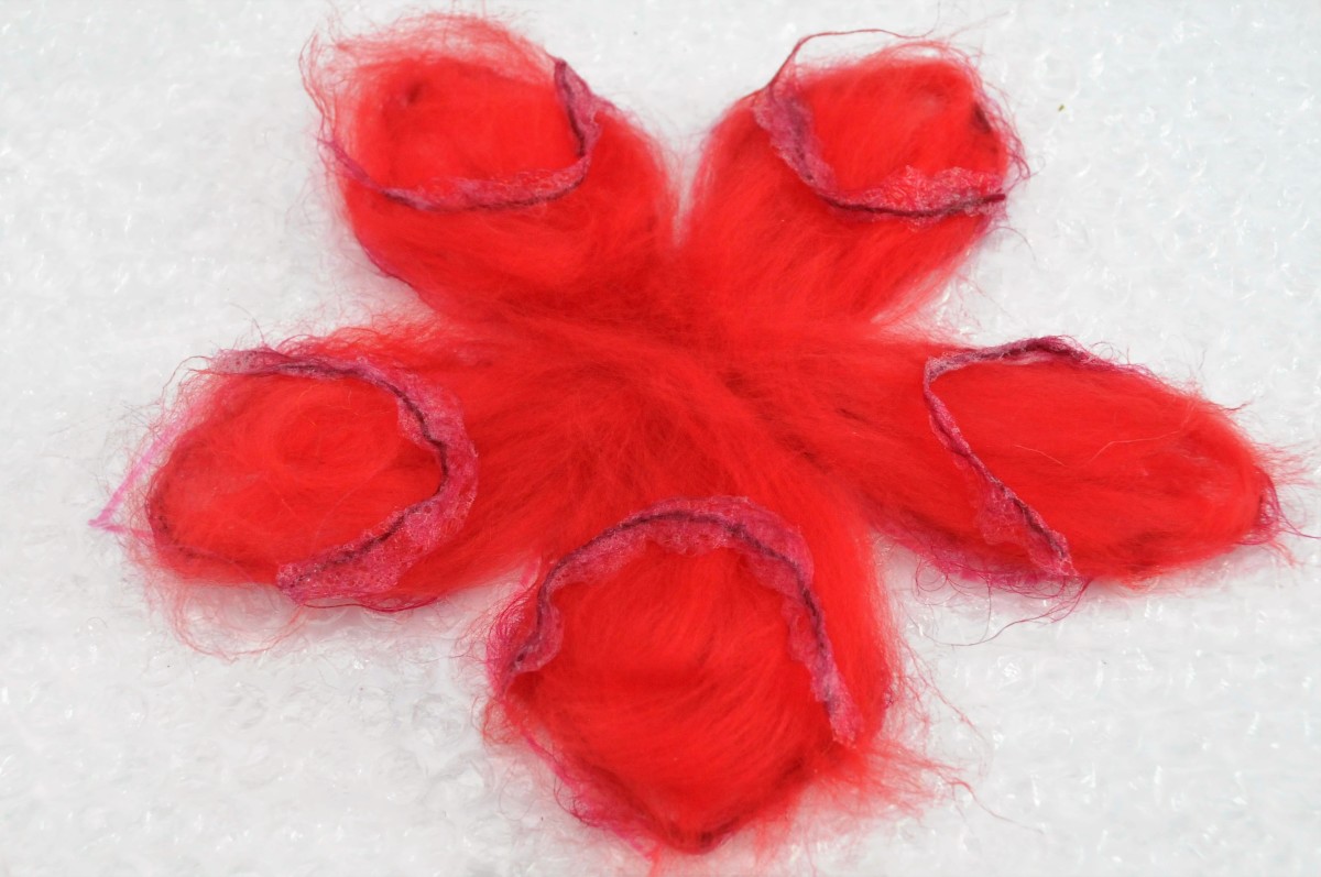 Creating veins on the petals with Mohair Yarn