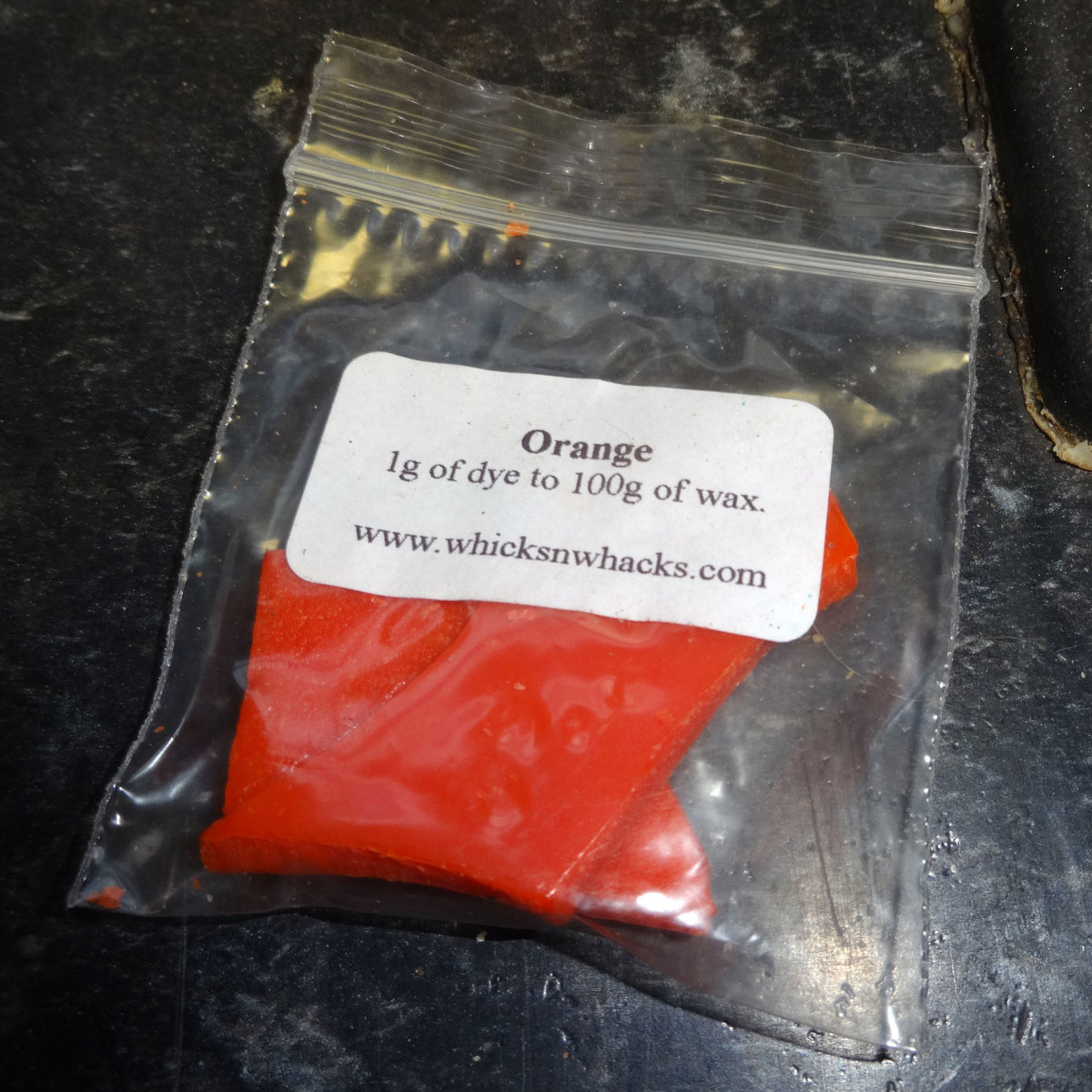 How to Make a Volcano Candle (a Huge Candle With Many Wicks)