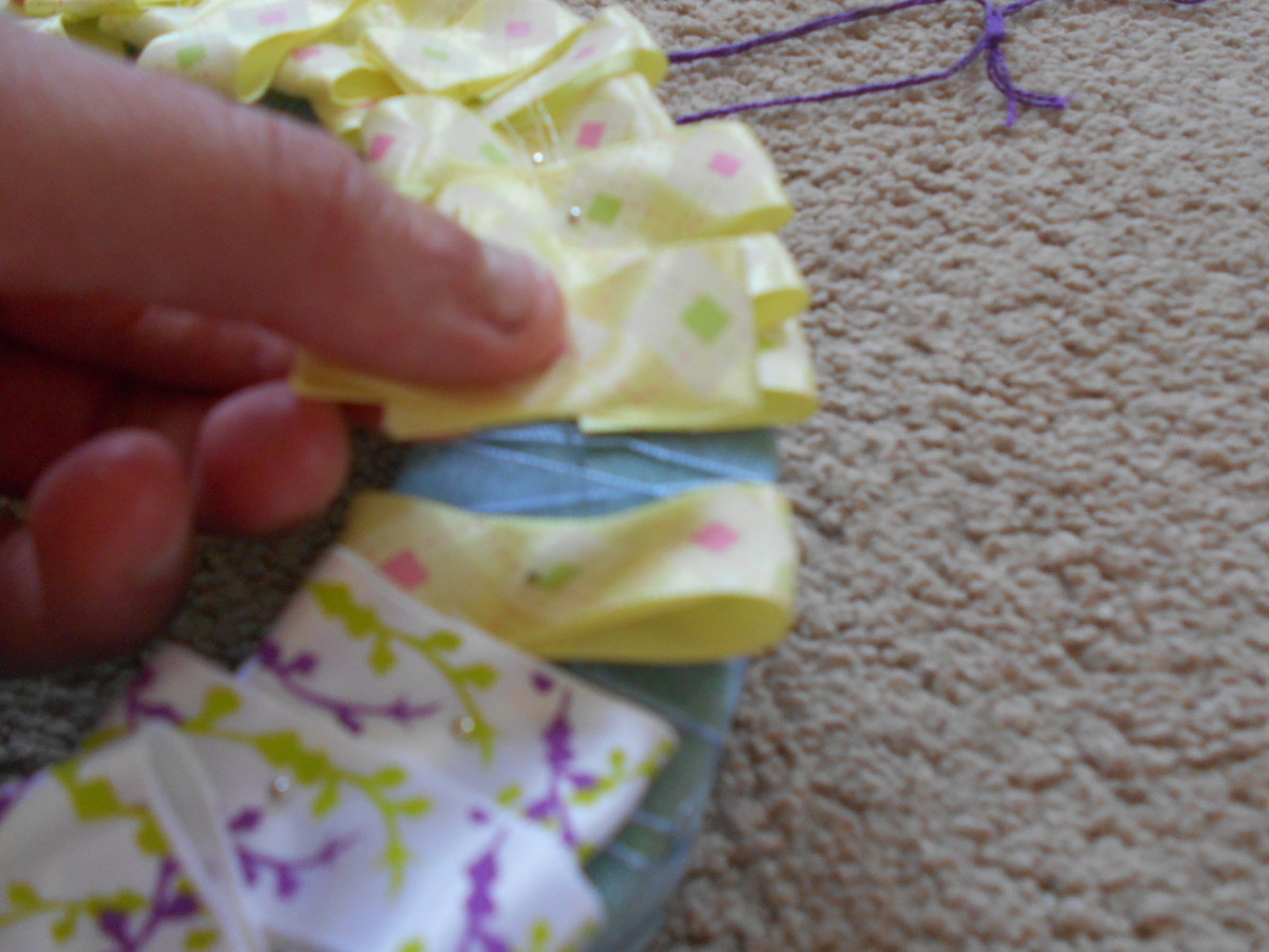 How to Make a Styrofoam and Ribbon Wreath