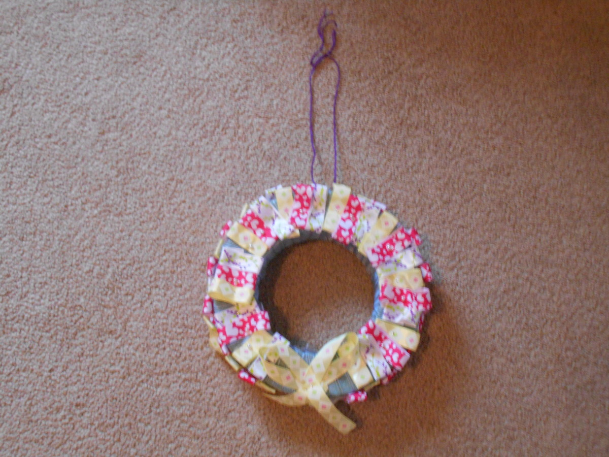 How to Make a Styrofoam and Ribbon Wreath