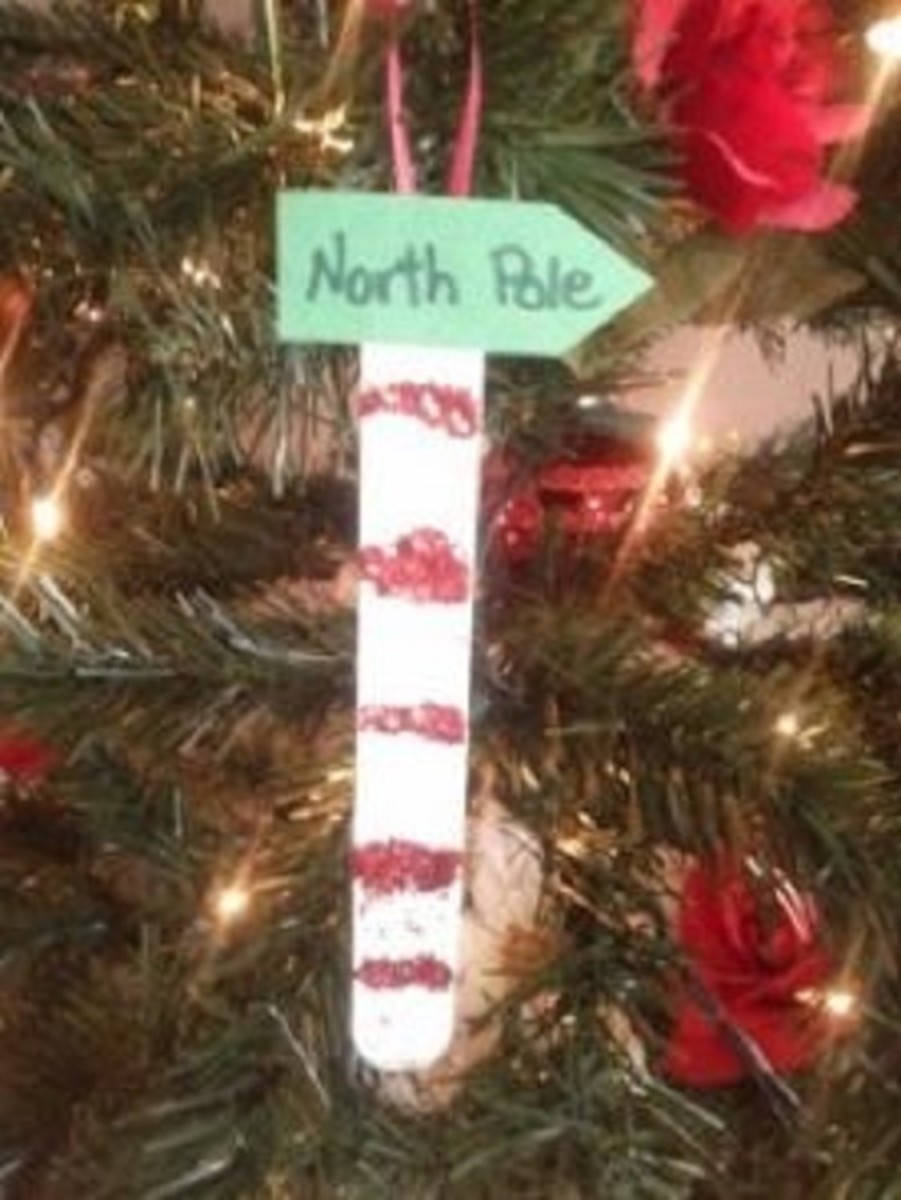 Peppermint Stick North Pole Sign