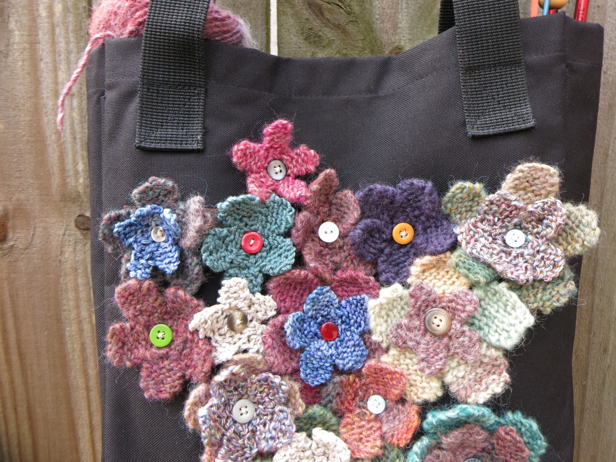Here's how my bag looked when I was finished. It took 23 flowers to cover the large logo!