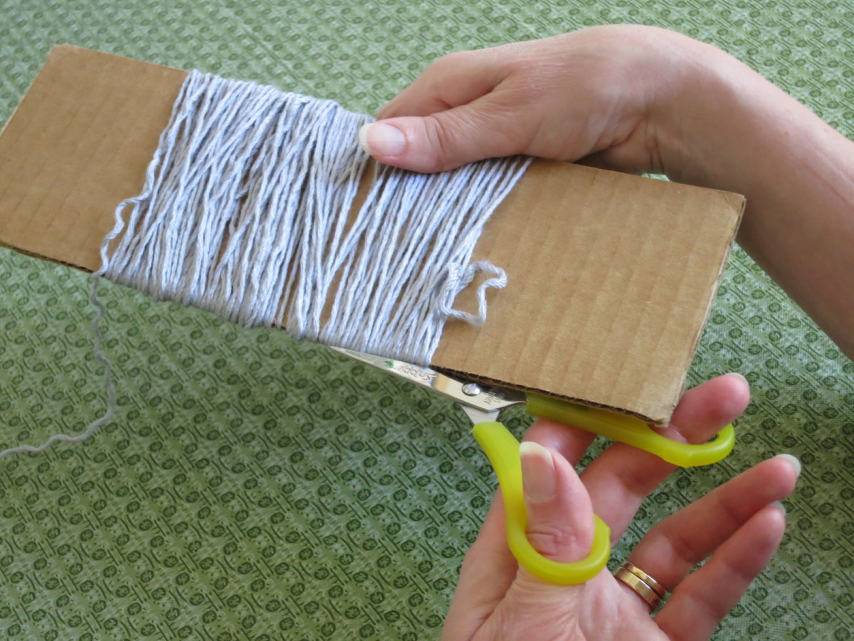 Knitting Hints How to Make and Attach Fringe Tassels to a Scarf, Shawl, or Sweater