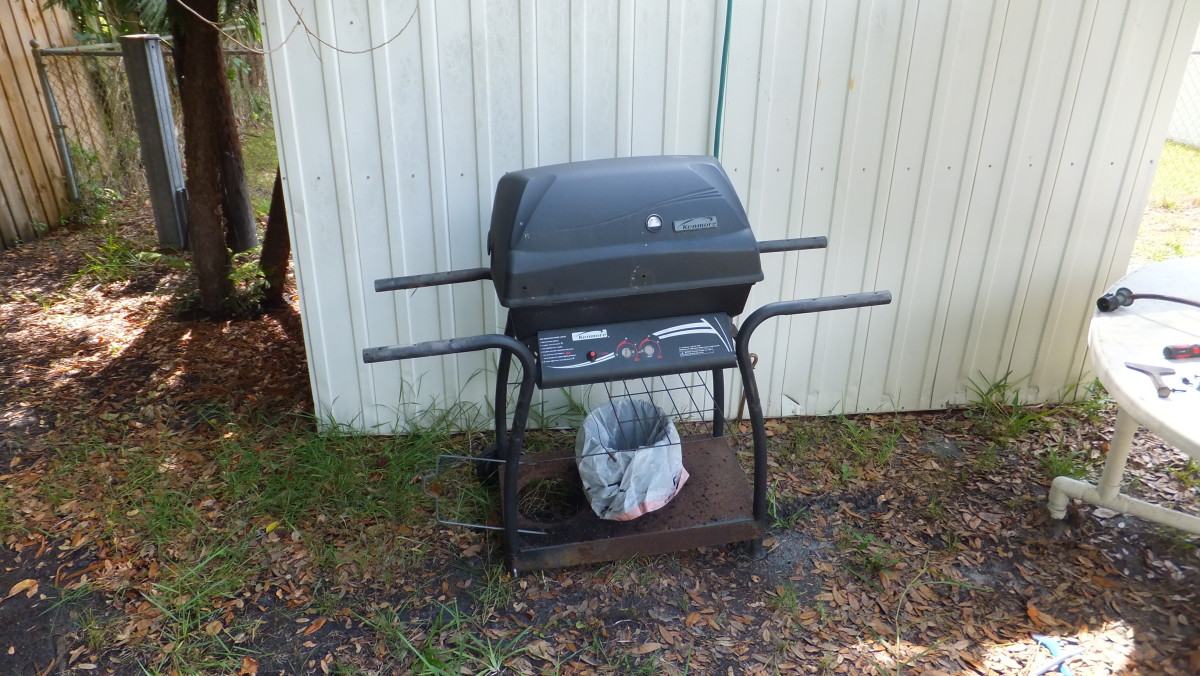 diy-how-to-make-a-coal-blacksmith-forge-from-an-old-propane-grill