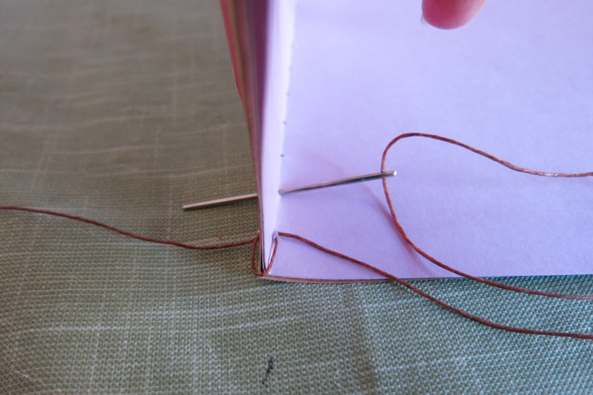 how-to-hand-sew-a-binding-for-a-card-or-booklet