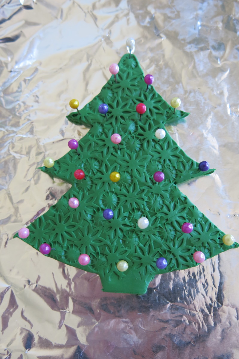 Easy String Art Christmas Tree Ornament - I Can Teach My Child!