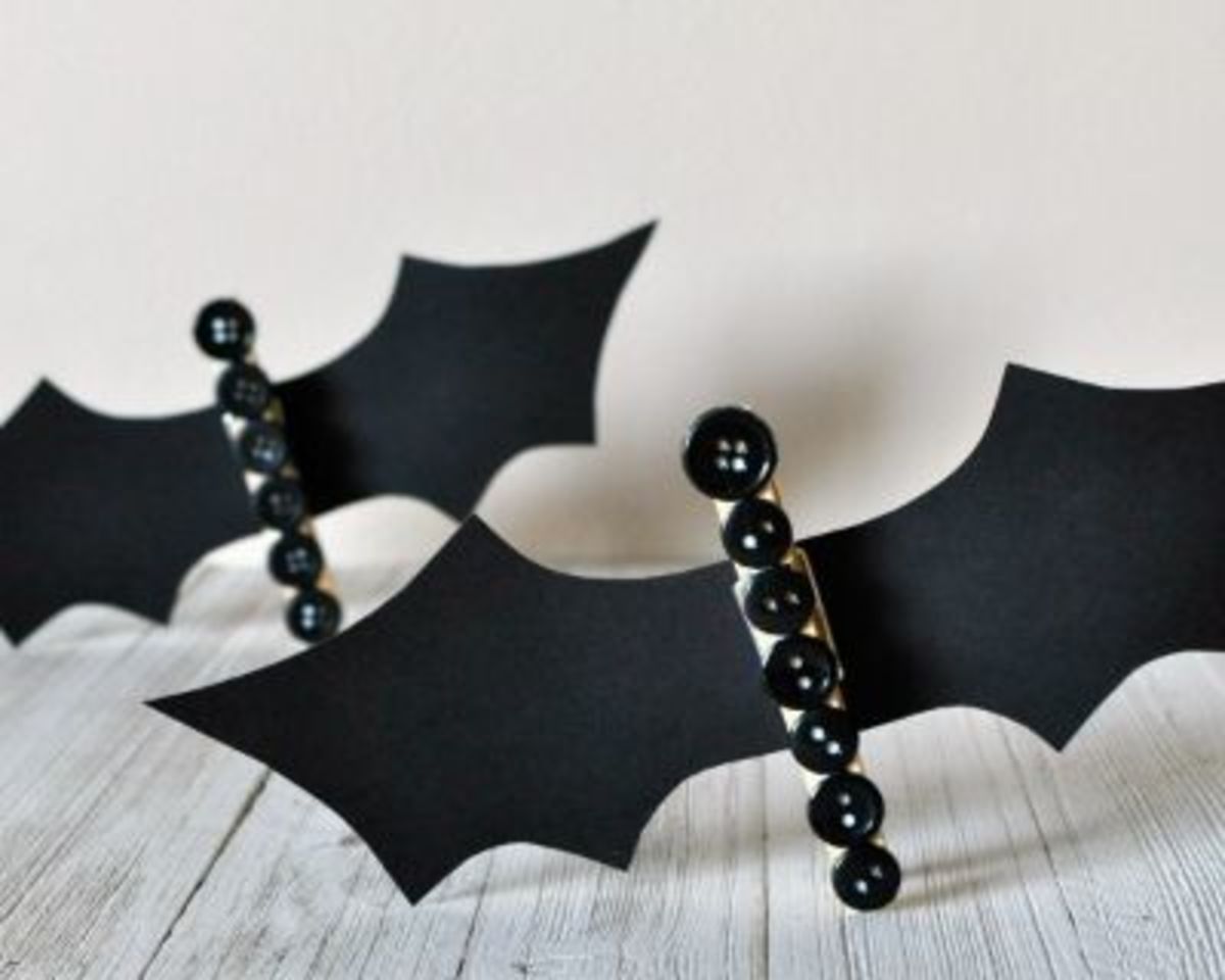 Clothespin Button Bats