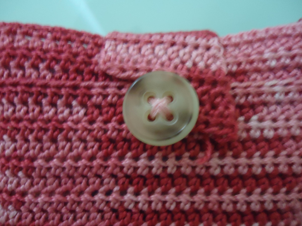 Here is what one side of the buttonhole looks like.