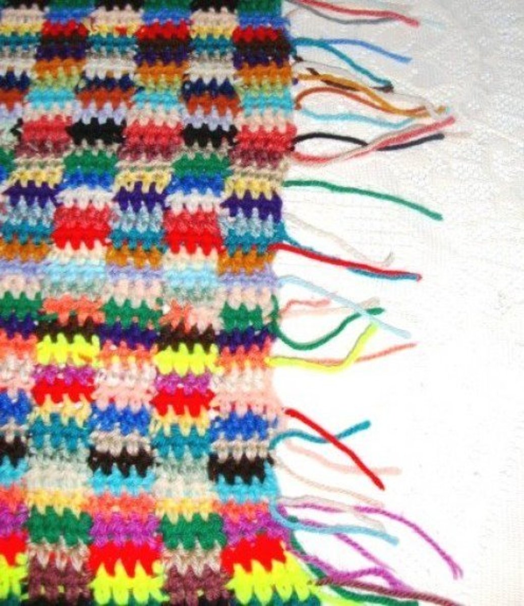 Tied yarn ends