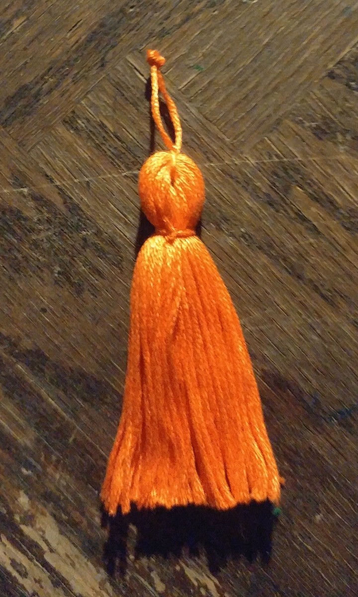 3 Ways to Make DIY Tassels With Embroidery Thread