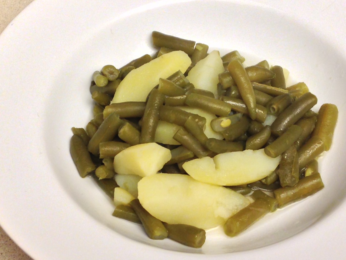 Green beans, cooked until very tender, with potatoes