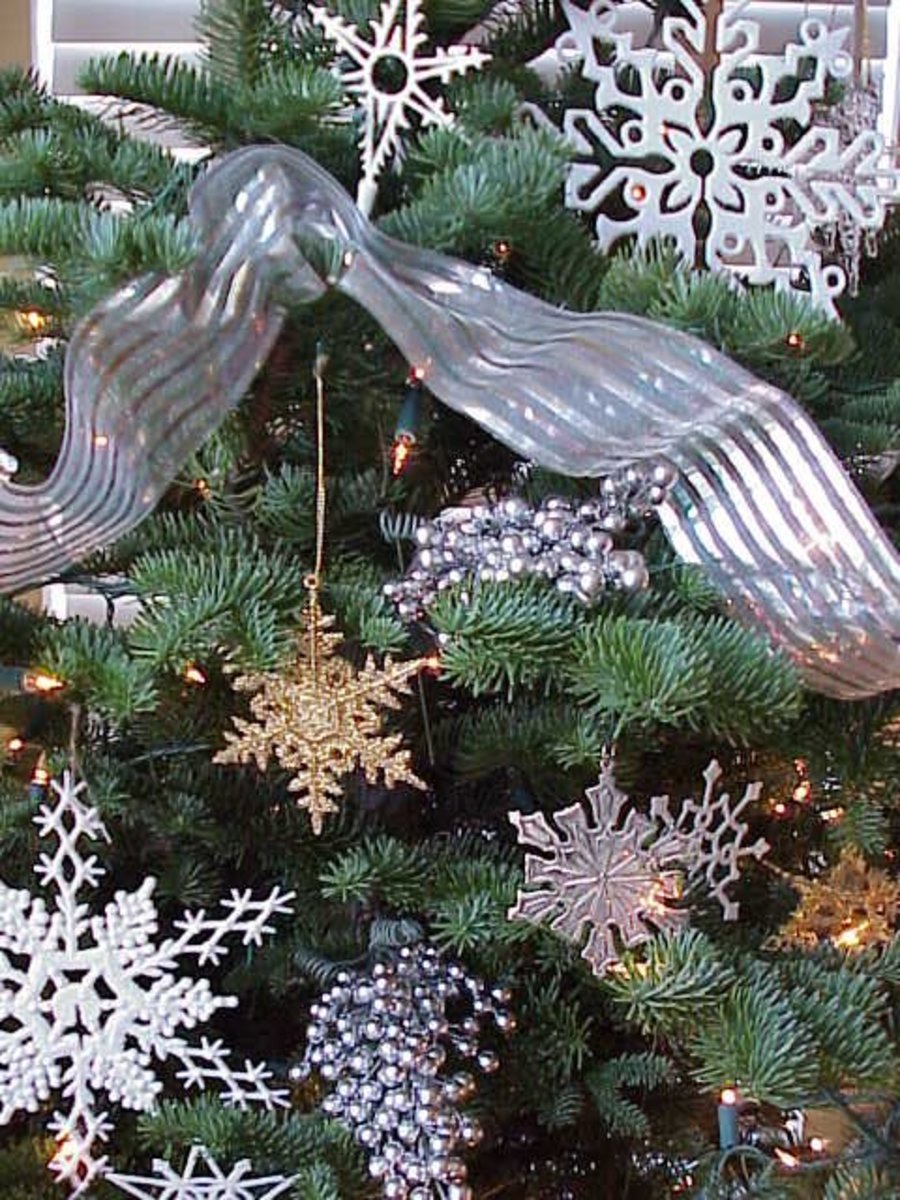 Make your living room into a winter wonderland with this classic tree. 