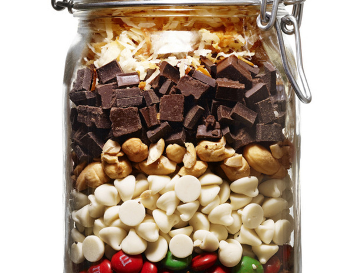 Chunky Chocolate Cookies in a Jar