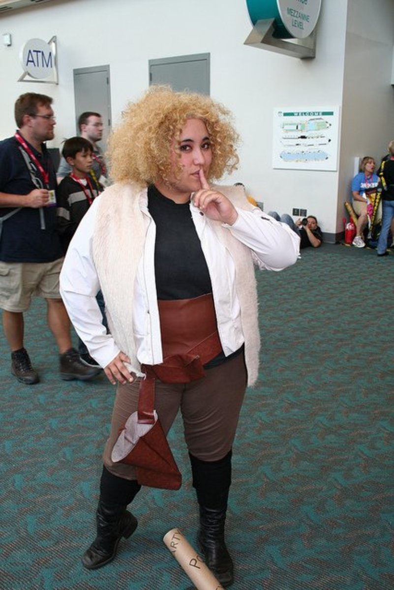 Dressing as River Song would be brilliant!