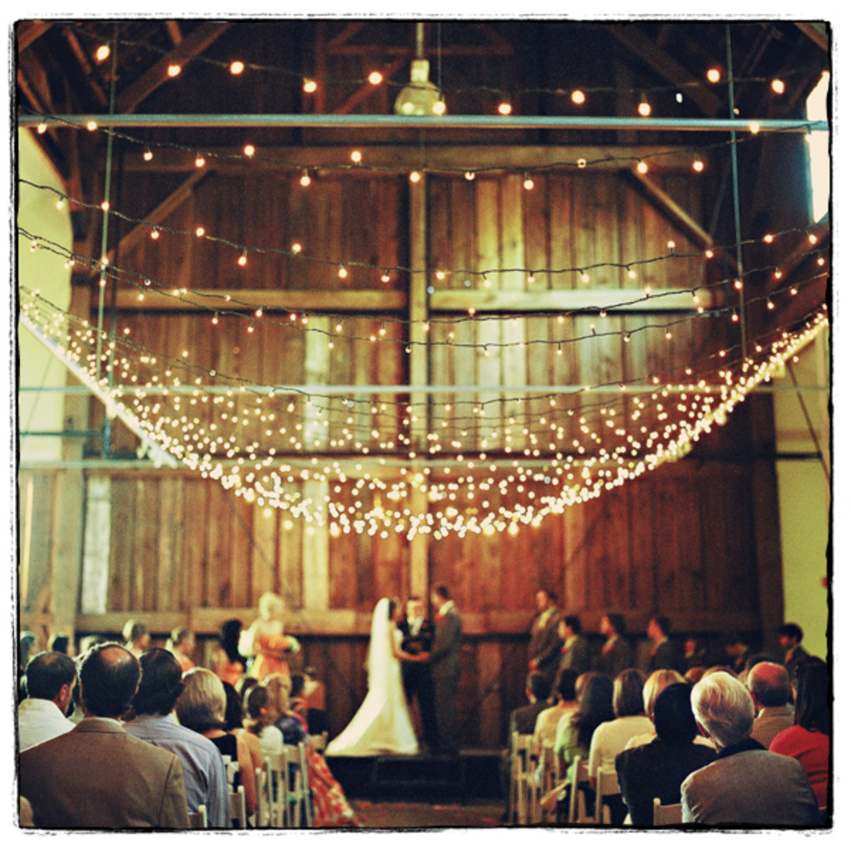 Rustic Barn Wedding Ideas For The Bride On A Budget Holidappy