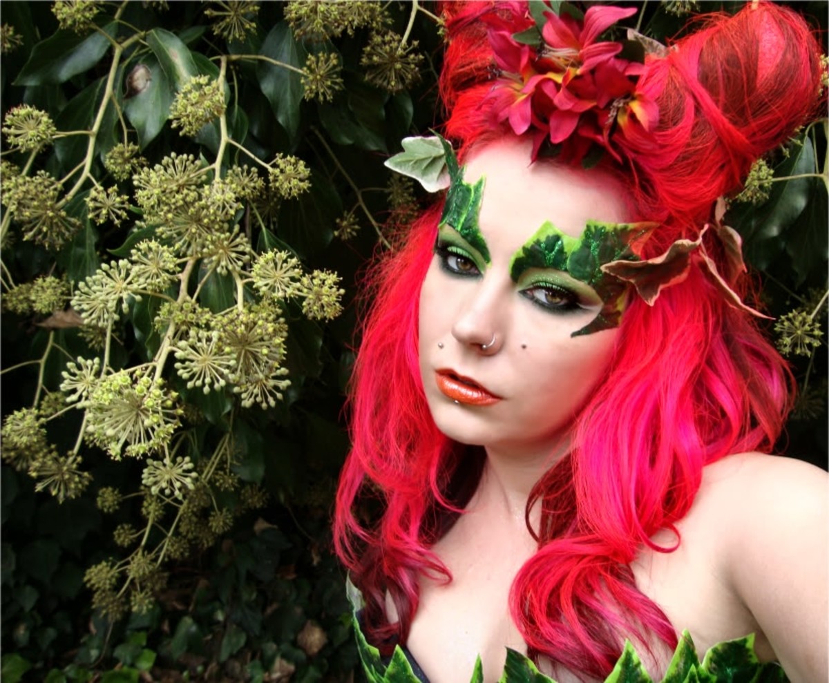 Poison Ivy makeup with two pointed buns
