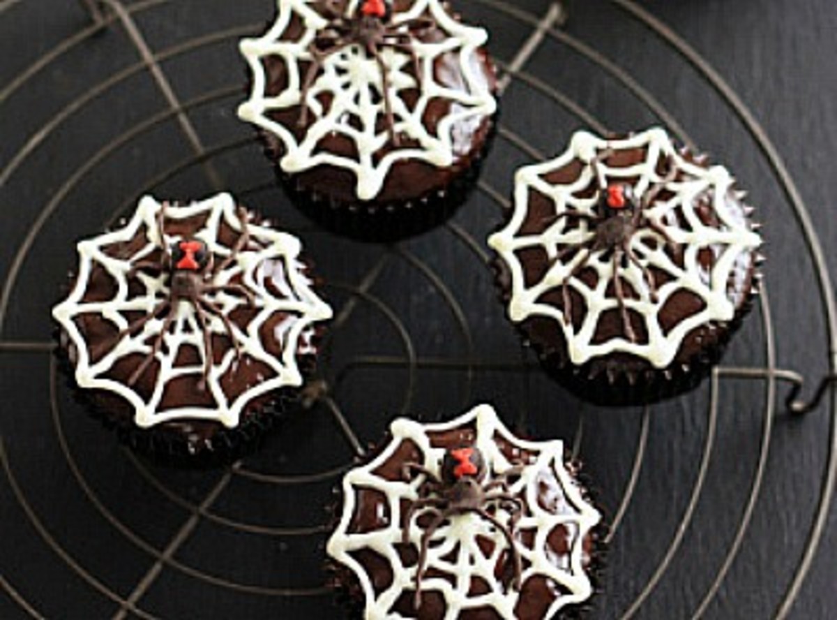 Decorate these spiders to look like black widows, and your guests will do a double-take.