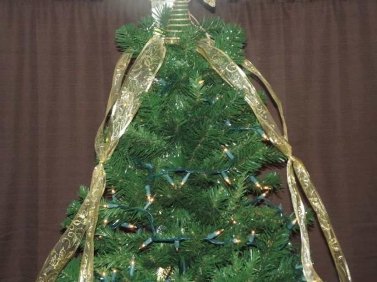 How to Crisscross Ribbons on a Christmas Tree - HubPages