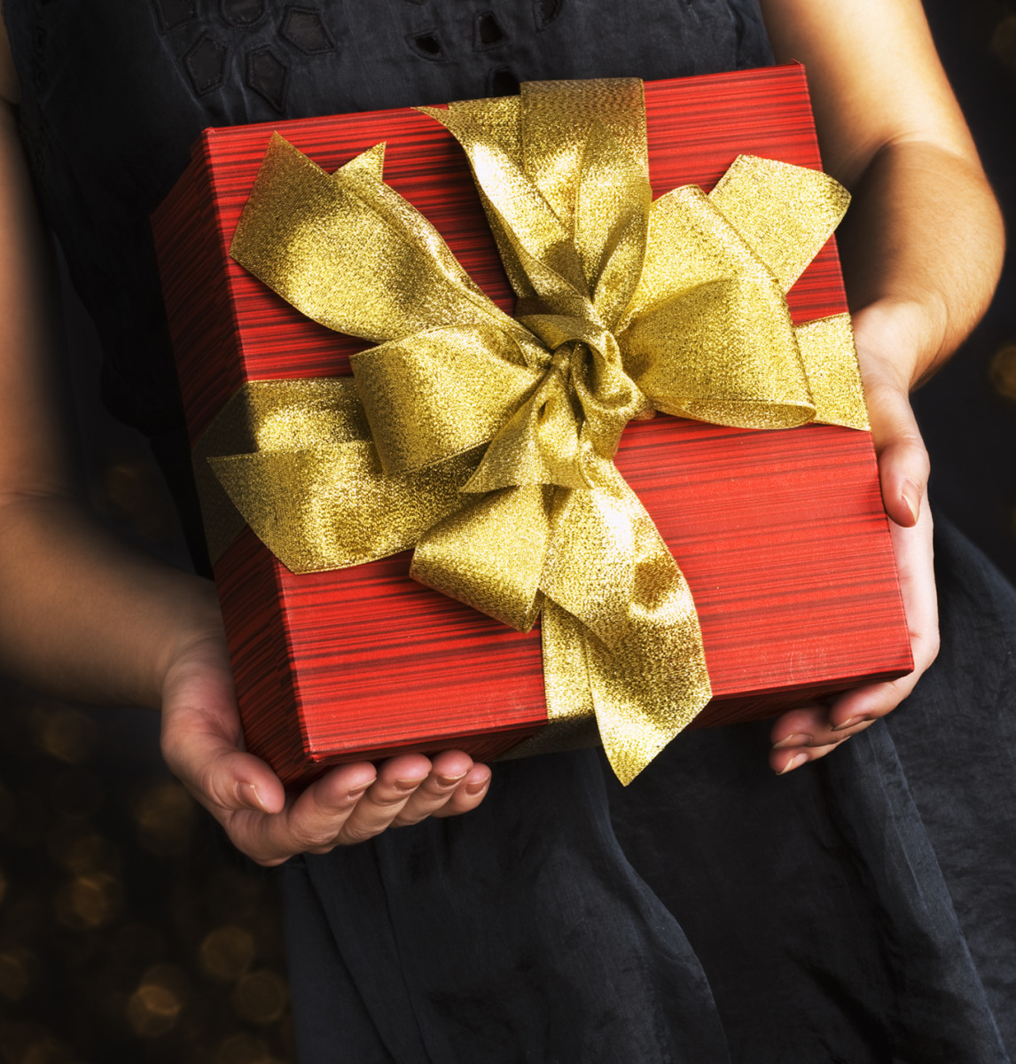 Spending a lot of money on a gift for a coworker is very generous, but there are plenty of great gifts out there that won't break the bank if you're on a budget. 