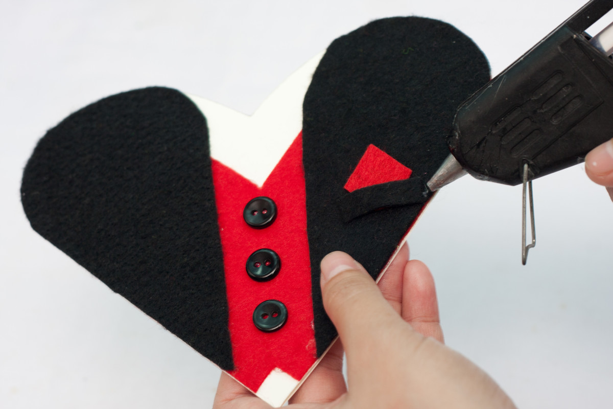 How To Make A Heart Shaped Valentines Day Card Holidappy 6596