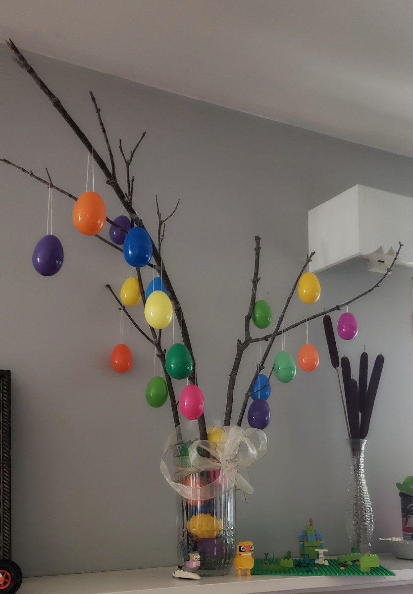 Easter egg tree 