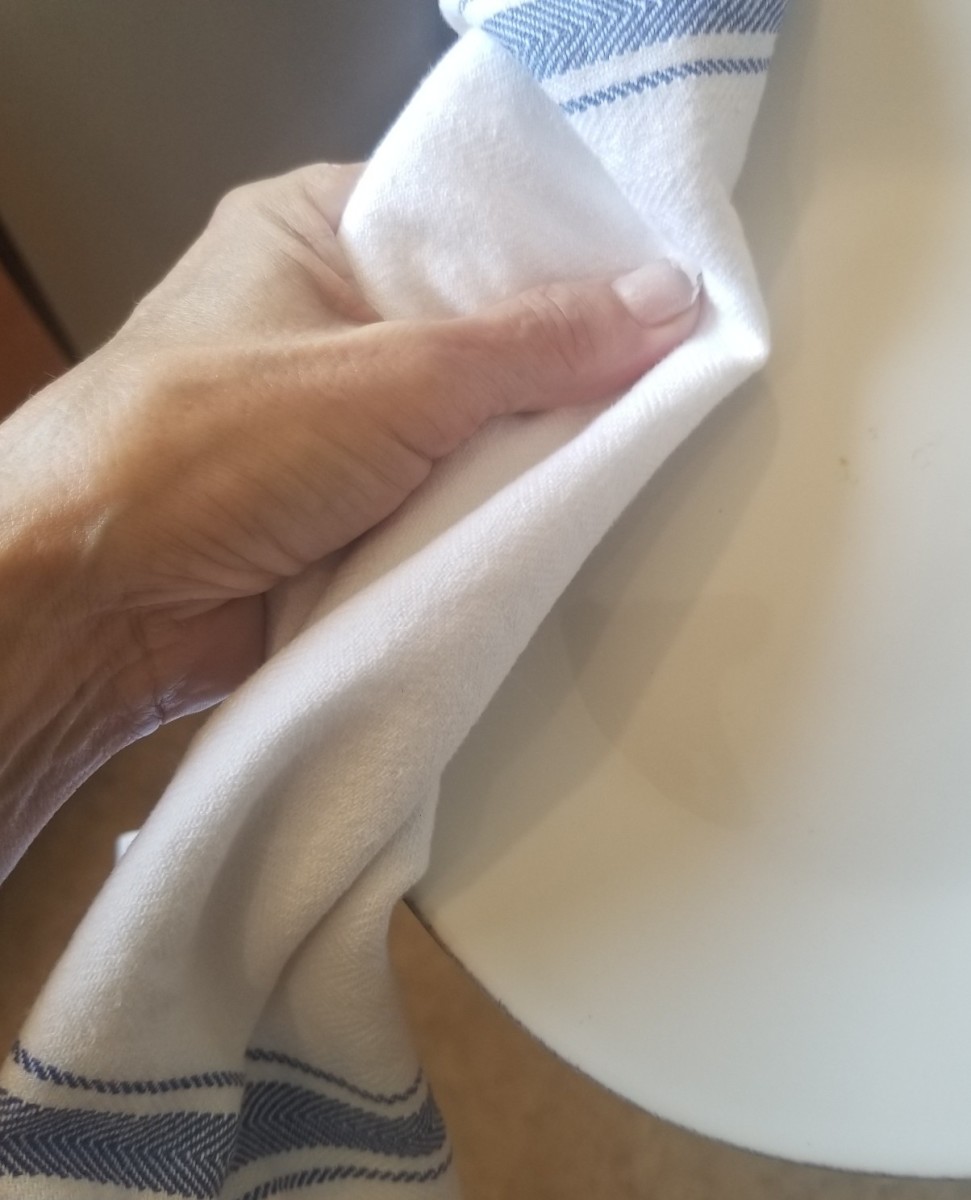 6 Amazing Hostess Gifts for Someone Who Loves to Bake Holidappy