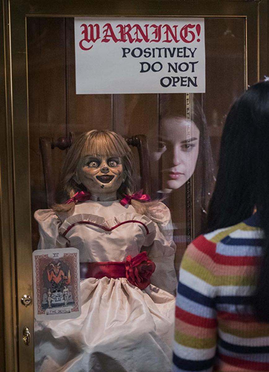 annabelle-comes-home-2019-a-boogedy-boo-movie-review