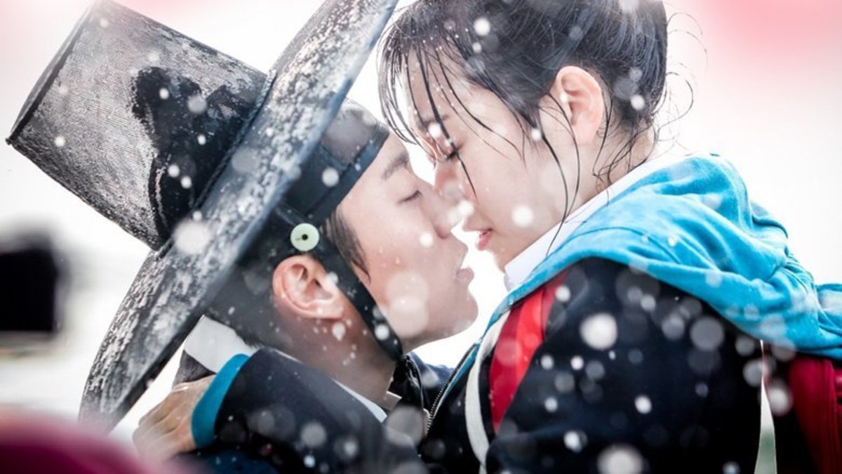 Splash Splash Love | 10 Best Short K-Dramas You Can Binge Watch In One Weekend
