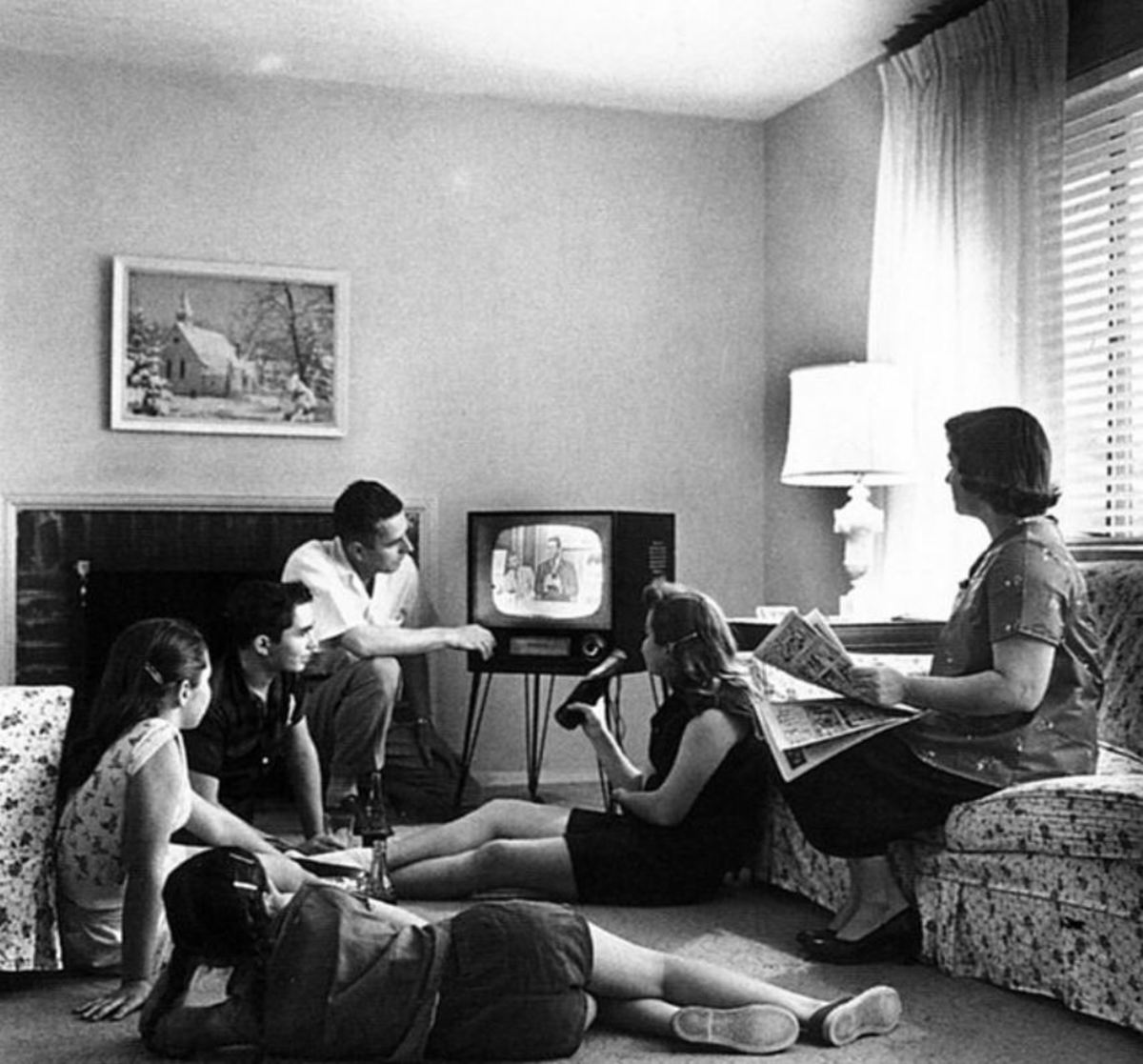 Plenty of American families were watching TV in the 1950s.