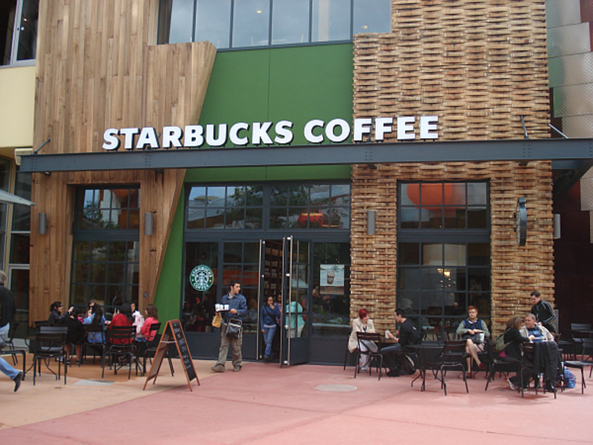 A run-of-the-mill Starbucks Coffee shop.