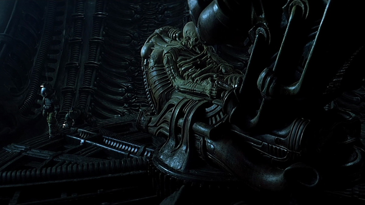 Is the original Ridley Scott-directed science-fiction horror film 'Alien'  (1979) still worth watching if you didn't enjoy your recent viewing of  'AVP: Alien vs. Predator' (2004) and regard it as an entirely