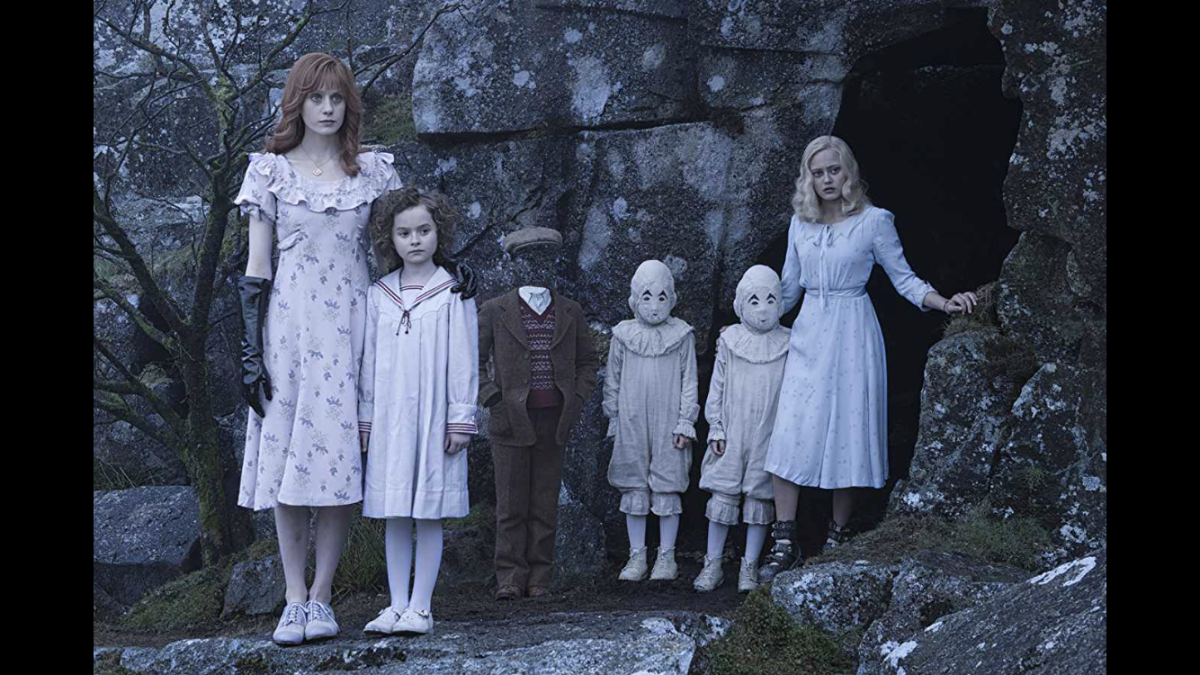 movie-review-miss-peregrines-home-for-peculiar-children