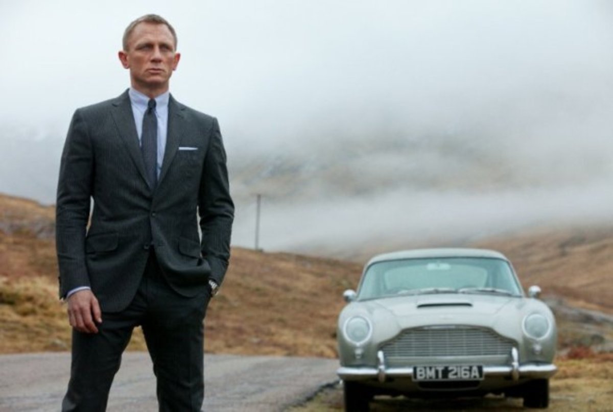 Daniel Craig, Scotland, DB5... does it get any better?