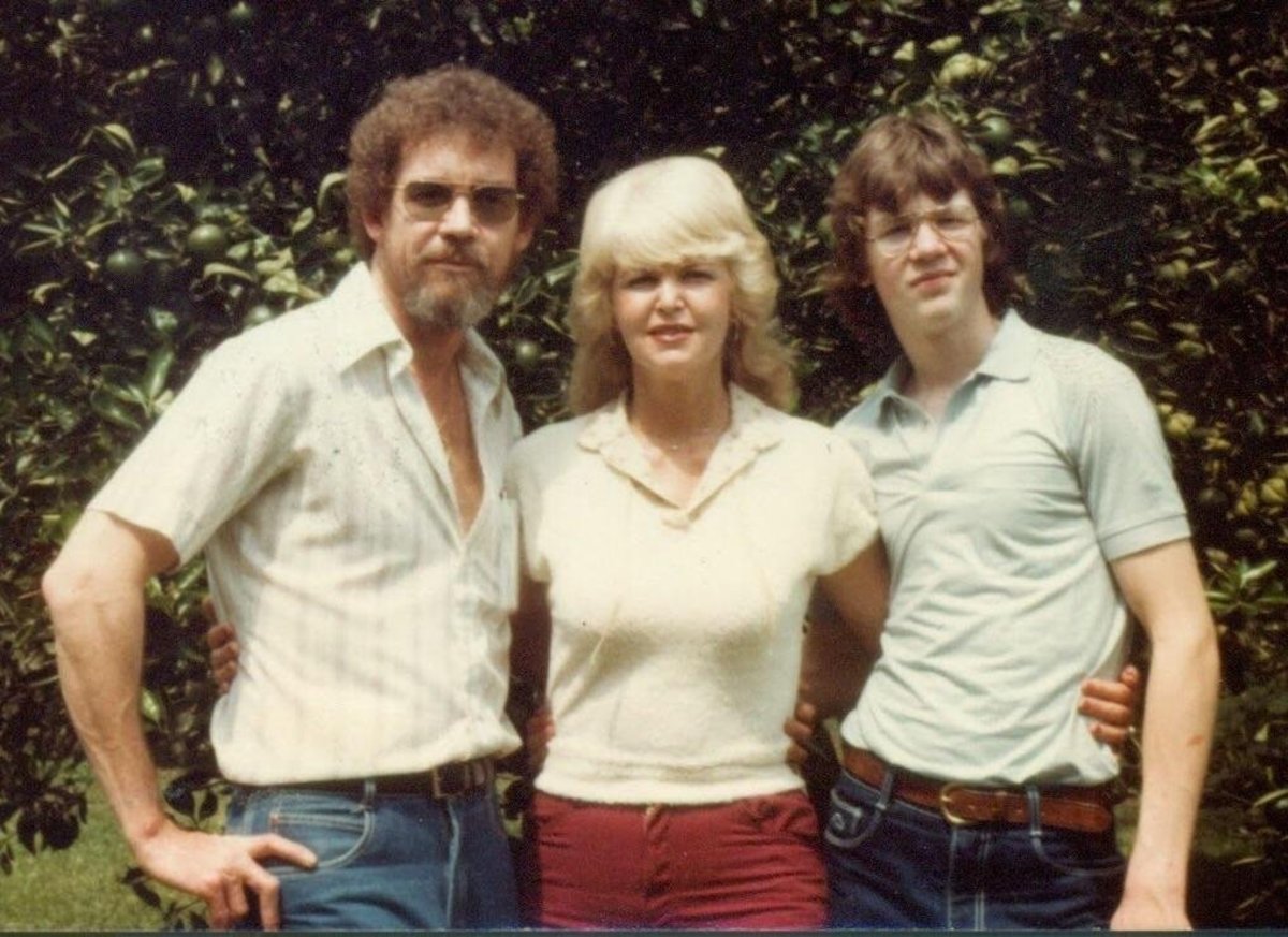 Bob Ross with family in 1987