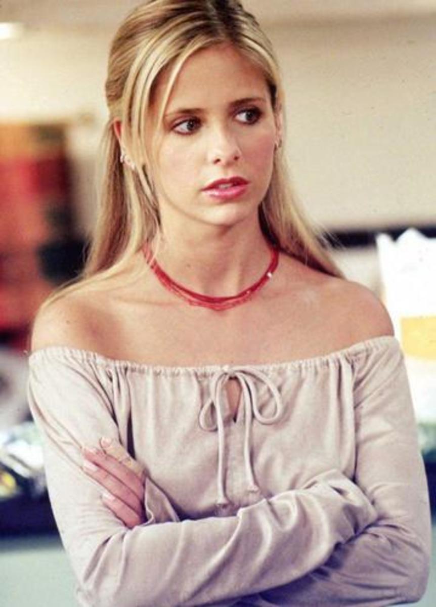 Buffy the Vampire Slayer 8x10 Photo Sarah Michelle Gellar Red Leather Pants  Black Top kn at Amazon's Entertainment Collectibles Store