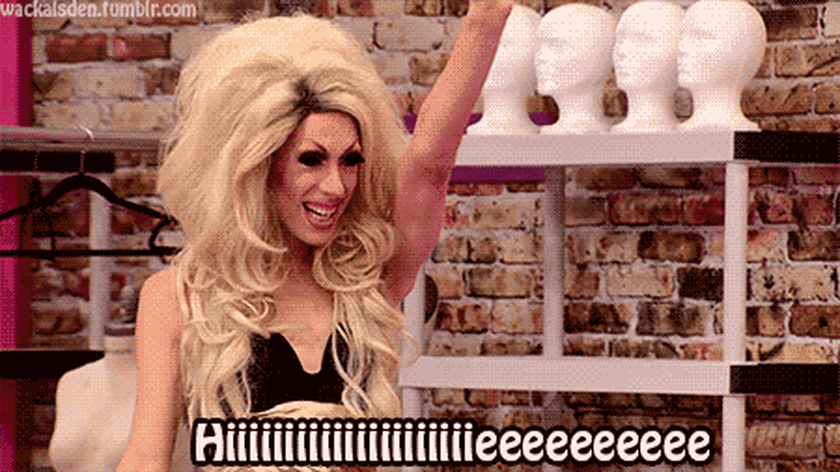 We all know Alaska for her nasally "Hiiiiiiiieeee!" but did you actually know this catchphrase was first brought to the show by Season 1's Ongina?