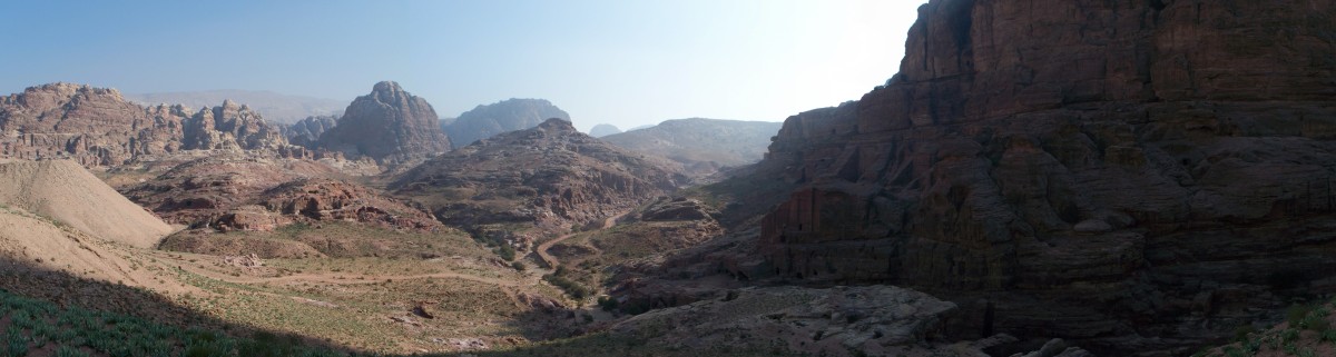 magical-petra-backpacking-the-middle-east