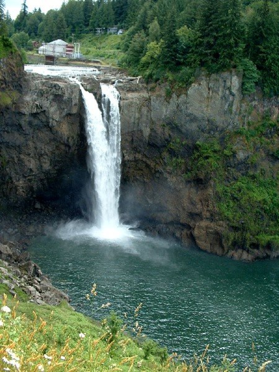 Snoqualmie Falls near Seattle