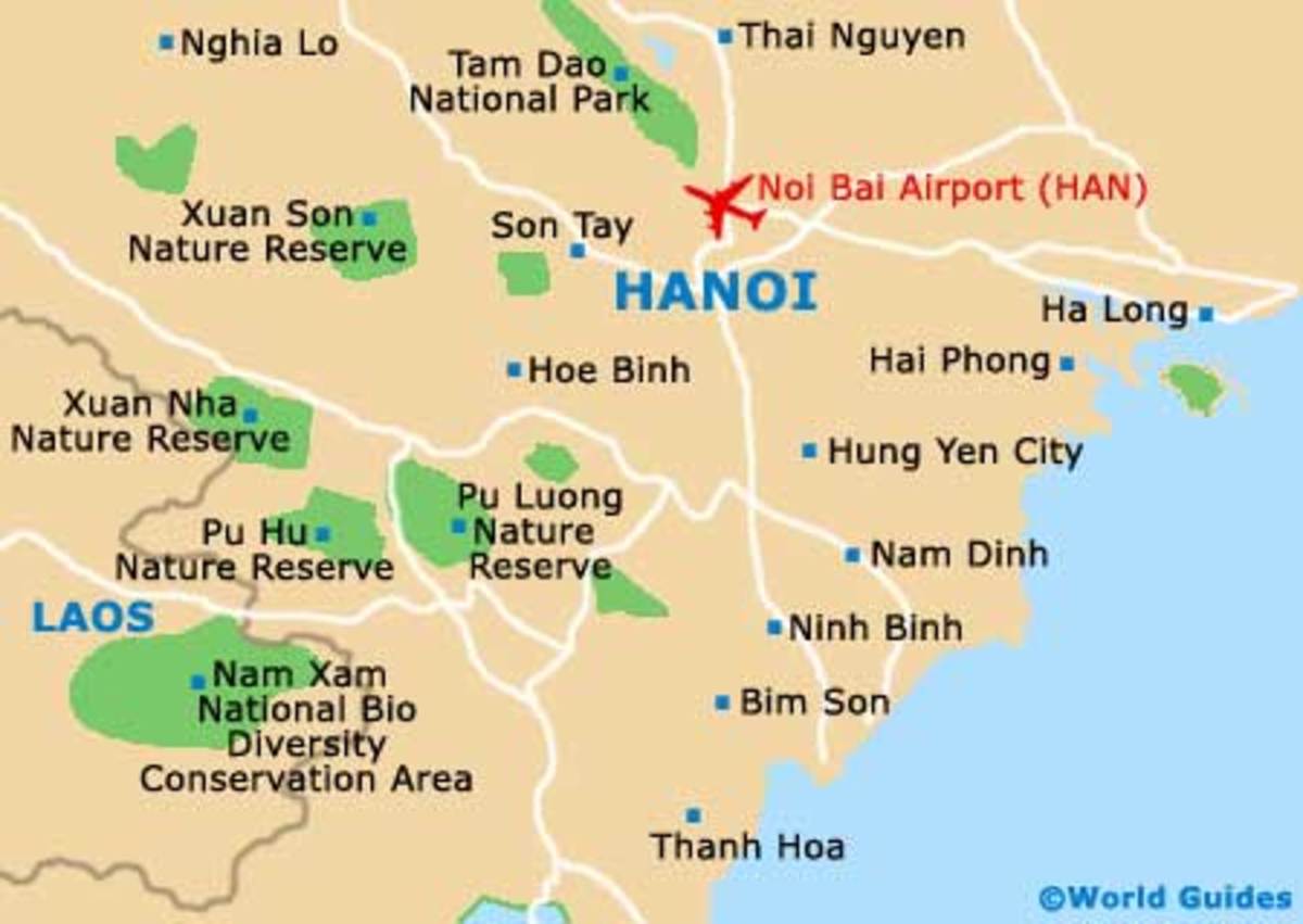 Visit Đồng Xuân Market and other shopping landmarks of Hanoi, the capital of Vietnam. 