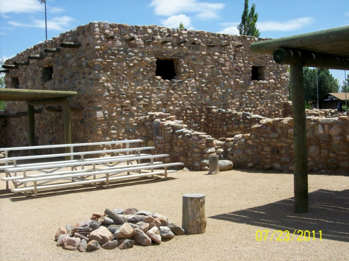 Pueblo plaza